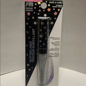 Wet N Wild Fantasy Makers Glitter Eye Liner Bat Your Eye Limited Edition Festive